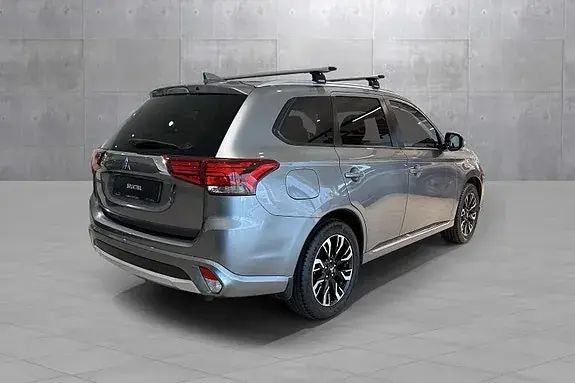 Mitsubishi Outlander 2018 photo 5