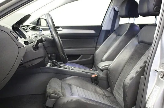 Volkswagen Passat 2015 photo 2