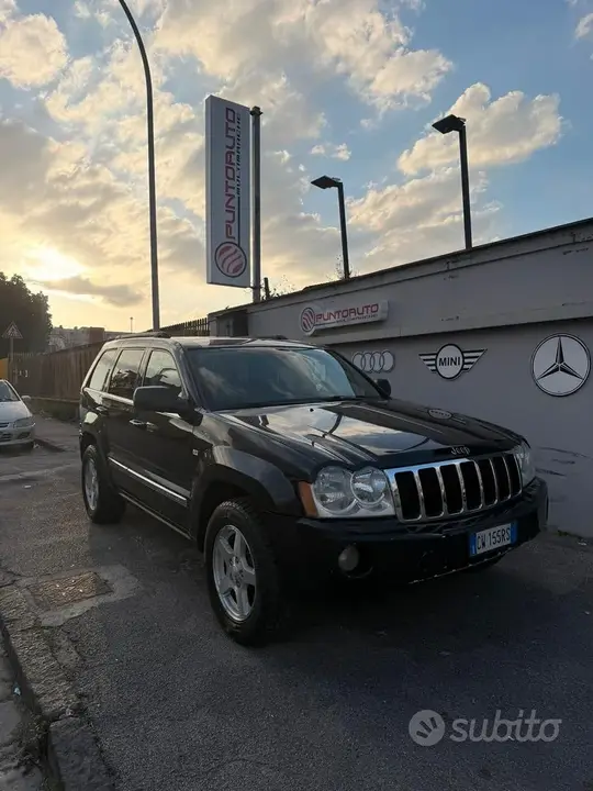 Jeep Grand Cherokee 2005 photo 2