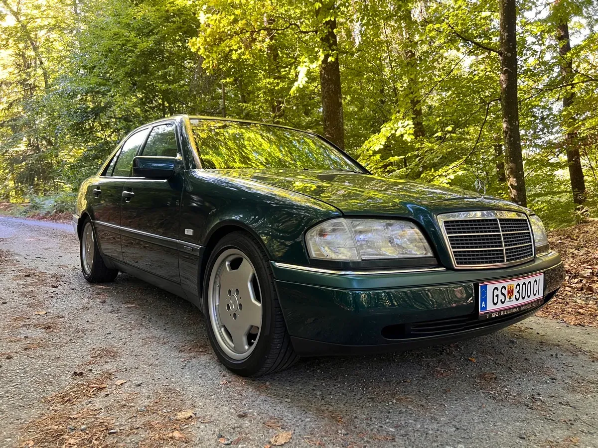 Mercedes-Benz C-Class 1996 photo 3