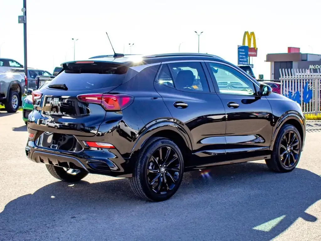 Buick Encore 2026 photo 4