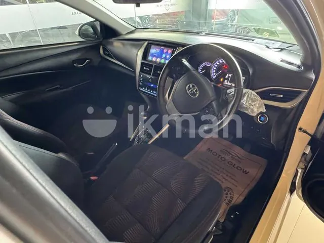 Toyota Yaris 2018 photo 2
