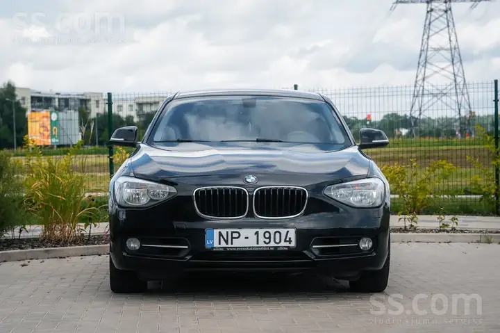 BMW 120D 2012 photo 2