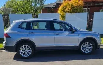 Volkswagen Tiguan 2021 photo 2