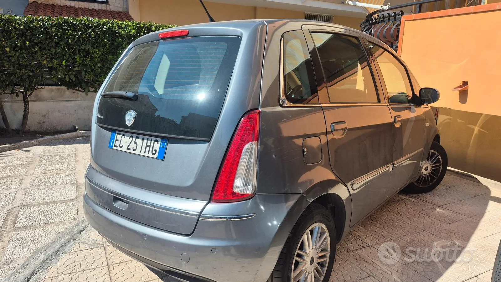Lancia Musa 2010 photo 2