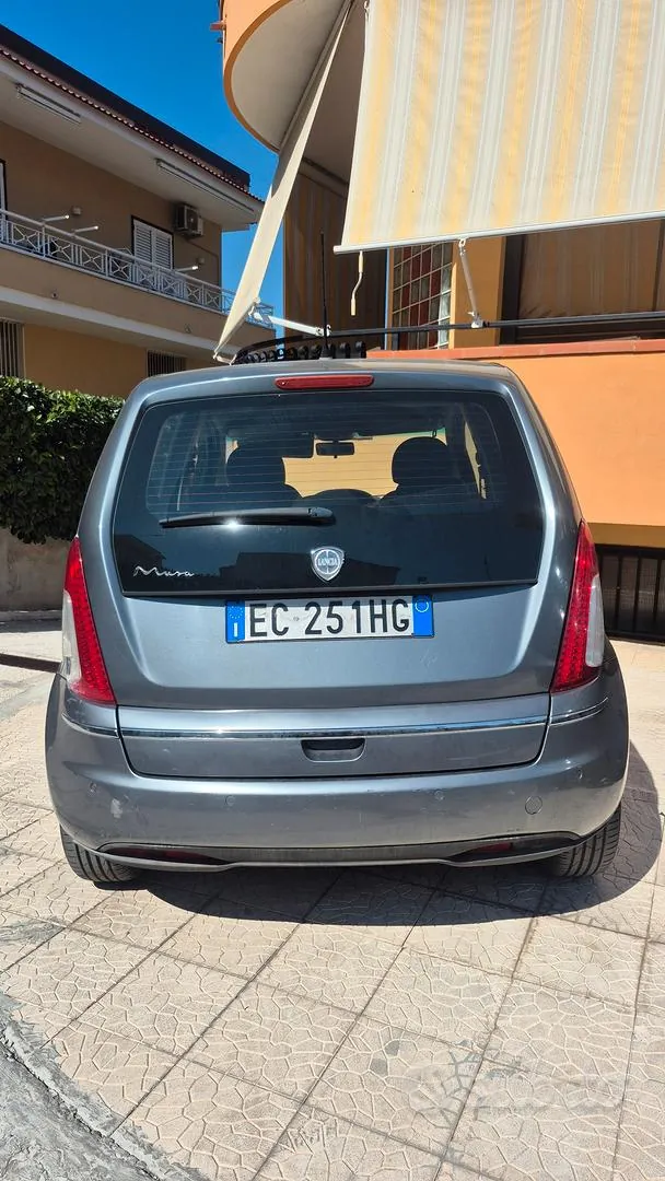 Lancia Musa 2010 photo 4