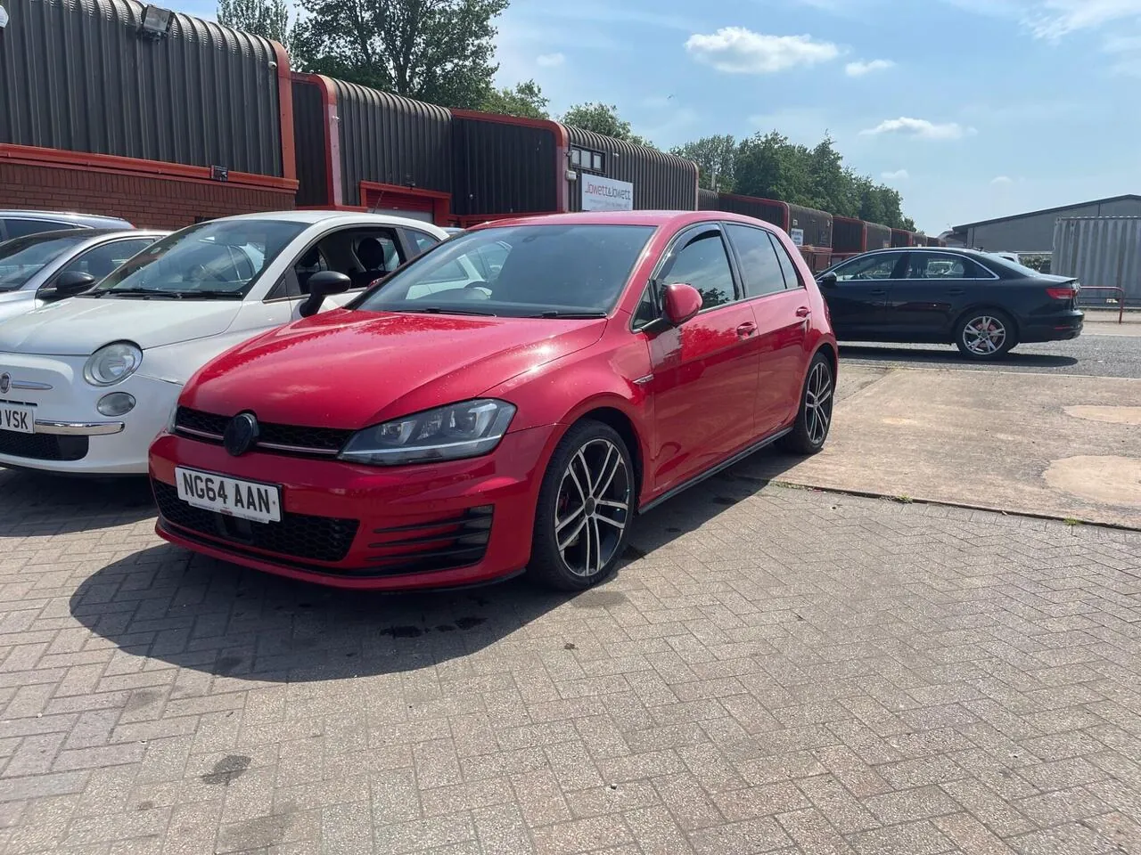 Volkswagen Golf 2015 photo 2
