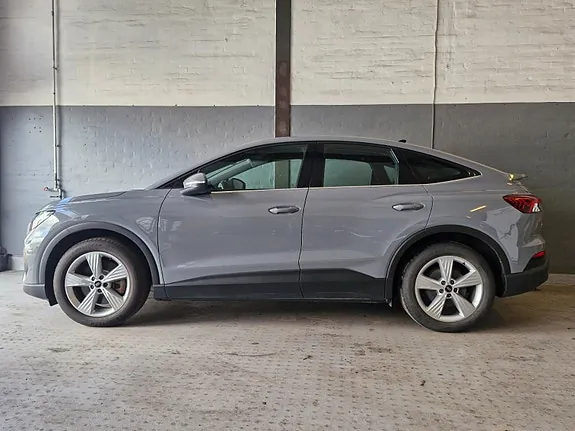 Audi Q4 E-Tron 2023 photo 2