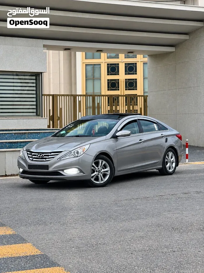 Hyundai Sonata 2012 photo 2