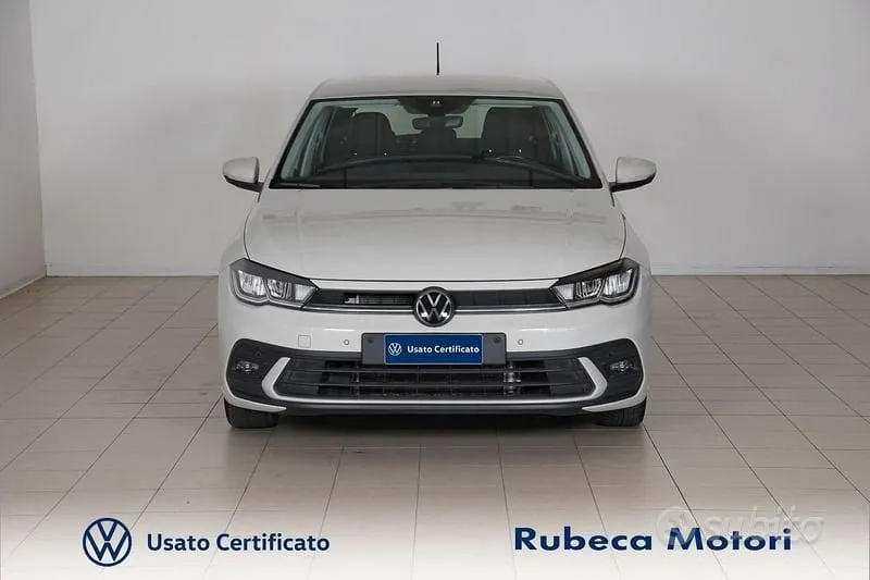 Volkswagen Polo 2023 photo 2