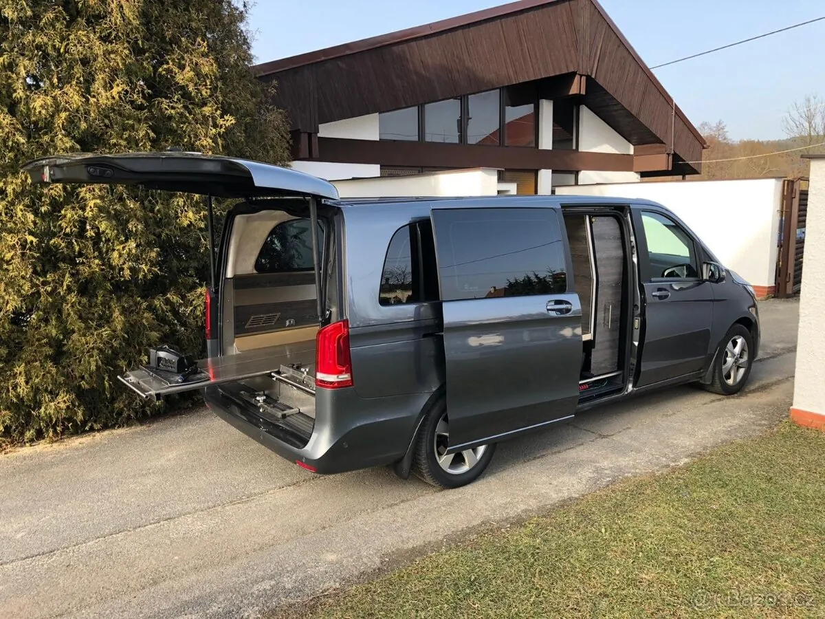 Mercedes-Benz V300 Xl 2020 photo 4
