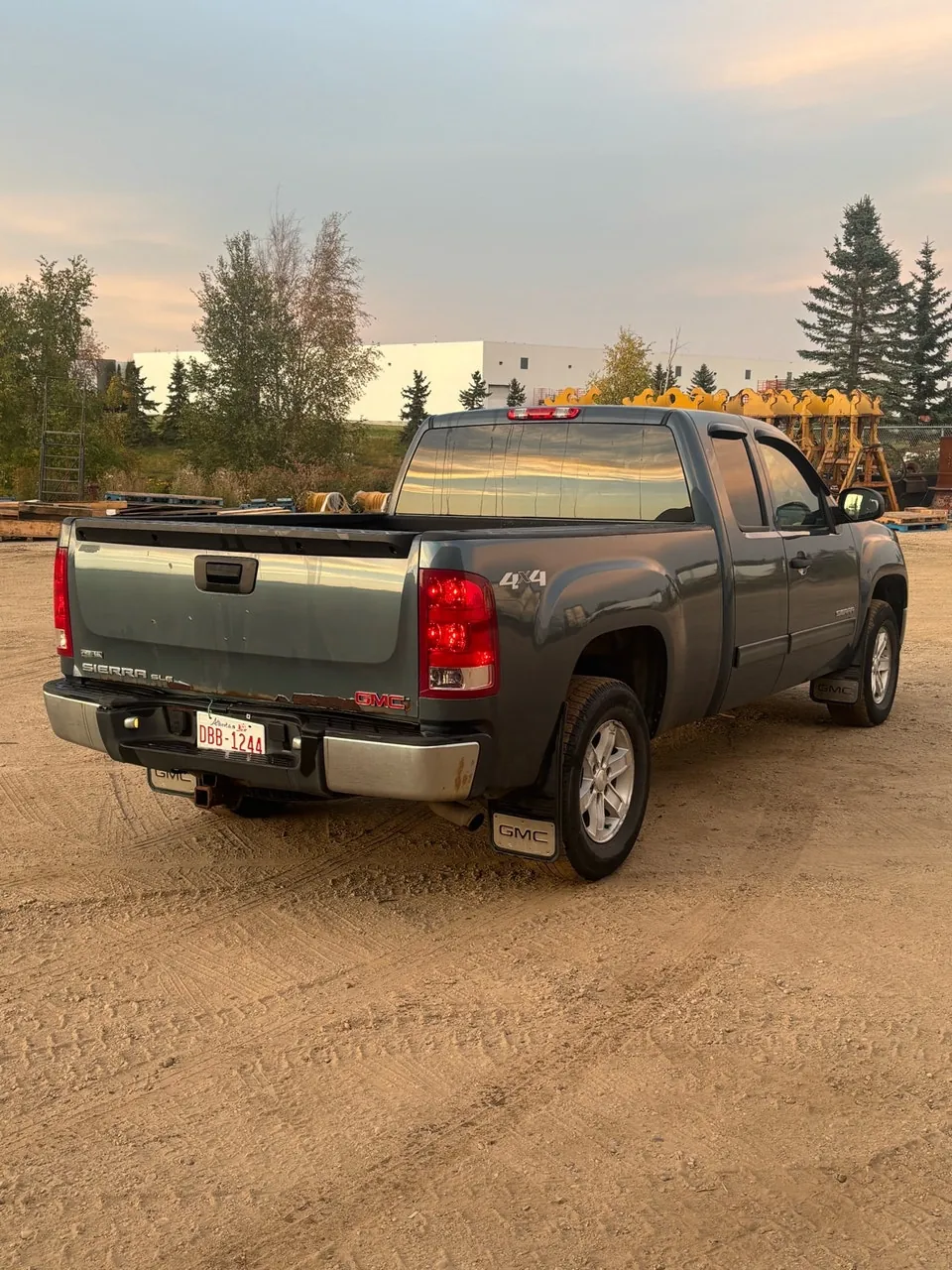 GMC Sierra 1500 2010 photo 3