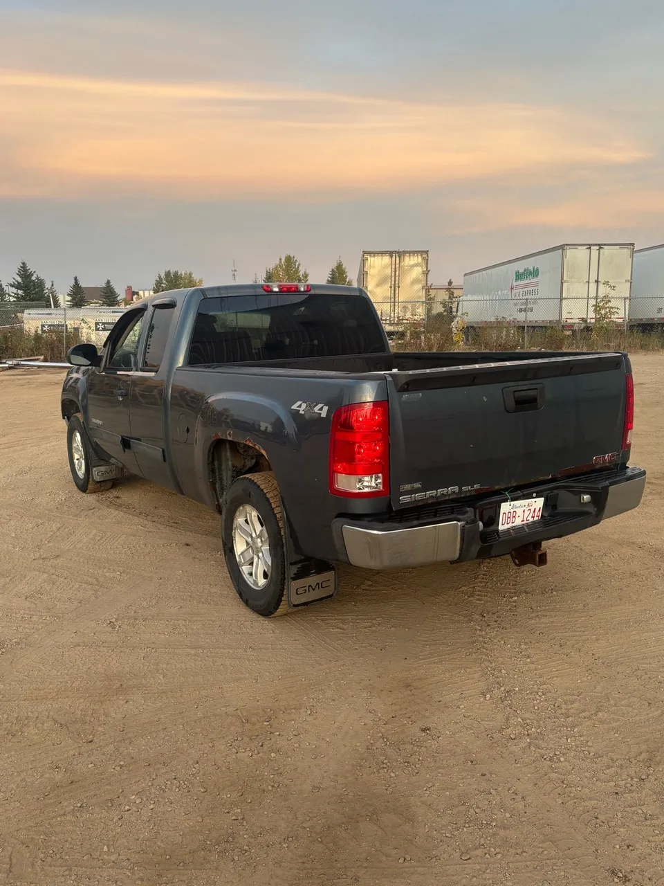 GMC Sierra 1500 2010 photo 4