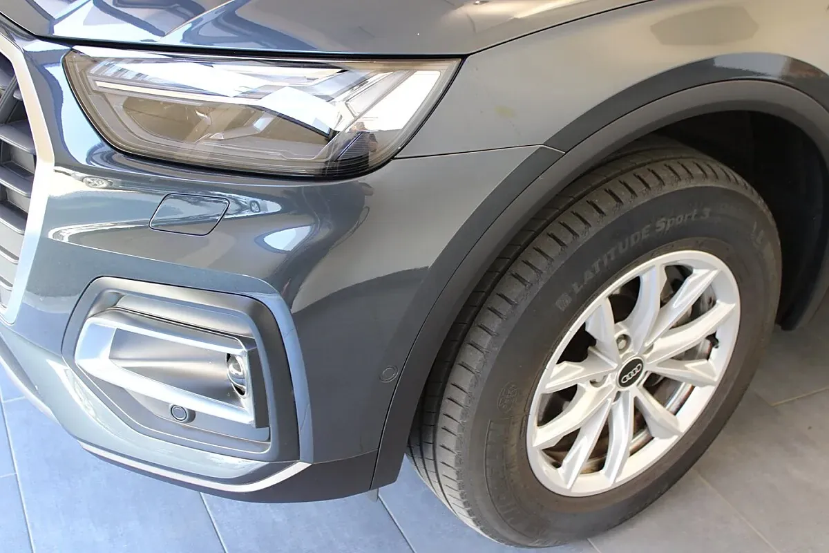 Audi Q5 2023 photo 2