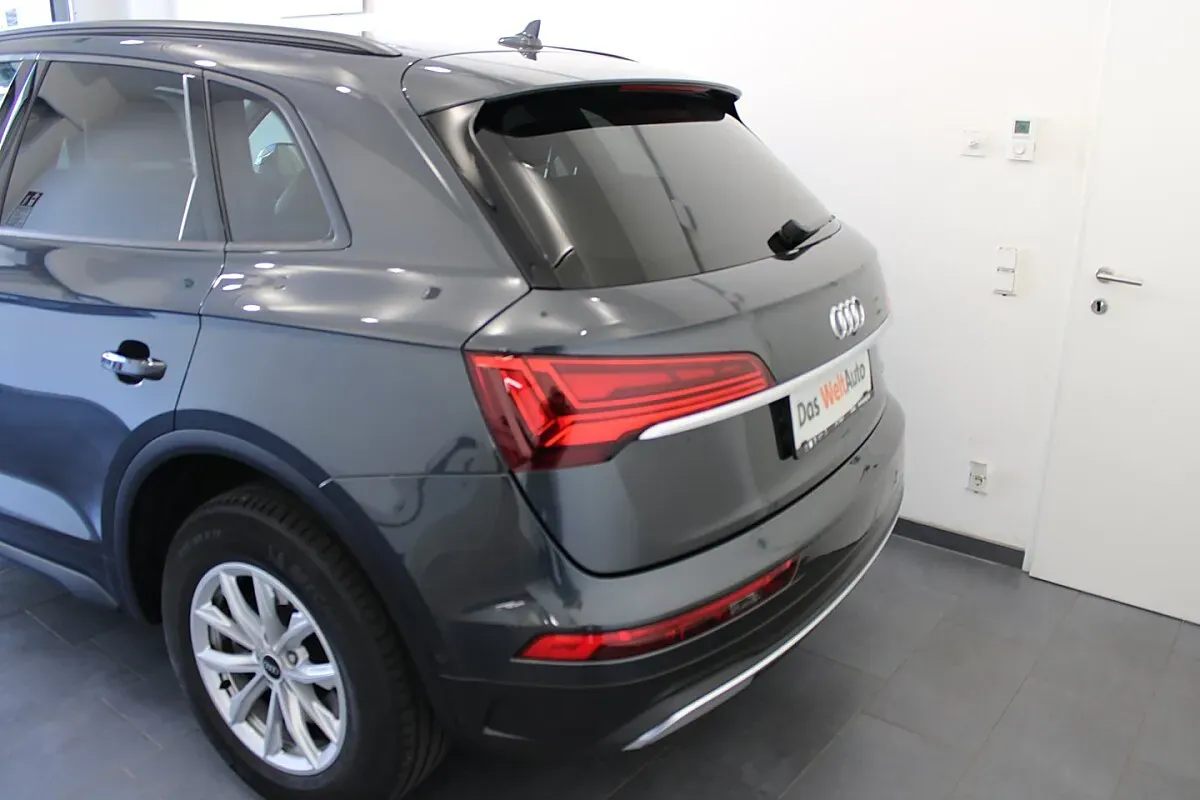 Audi Q5 2023 photo 3