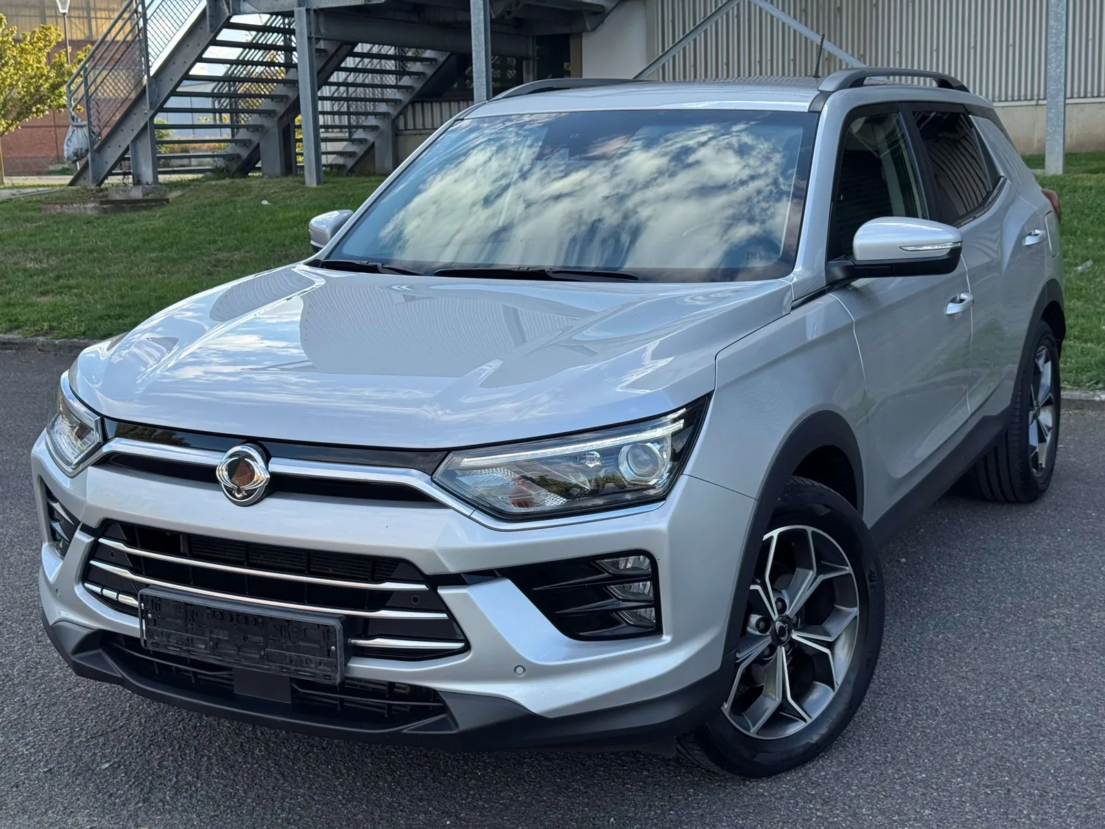 KG Mobility Korando