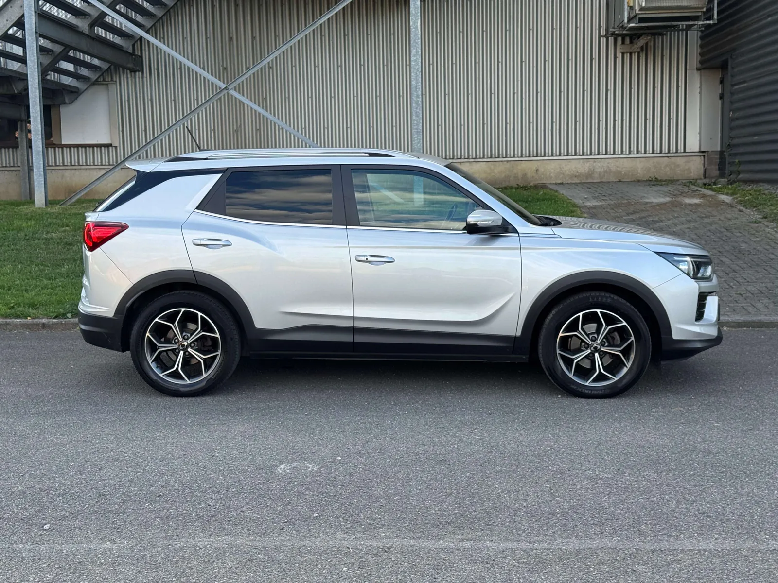 KG Mobility Korando 2021 photo 5