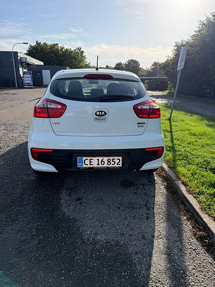 Kia Rio 2016 photo 3