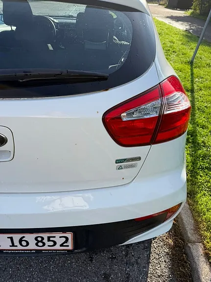 Kia Rio 2016 photo 5