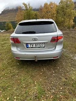 Toyota Avensis 2011 photo 4