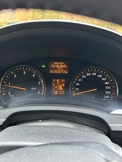 Toyota Avensis 2011 photo 5