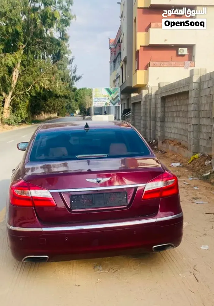 Genesis G80 2013 photo 3