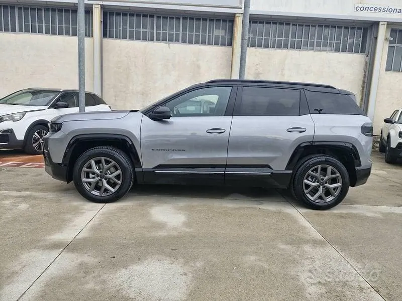 Jeep Compass 2026 photo 2