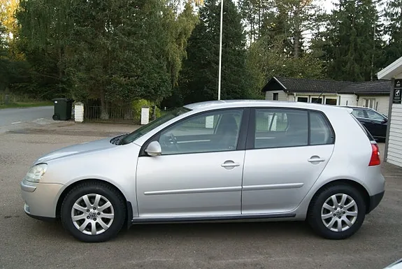 Volkswagen Golf I 2009 photo 3