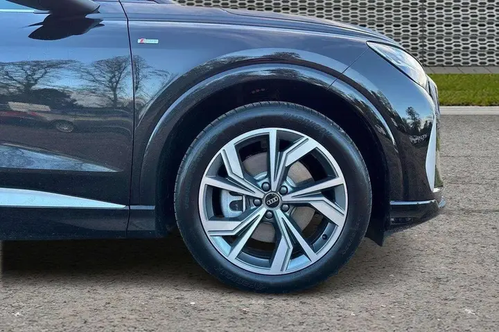 Audi Q4 E-Tron 2026 photo 5