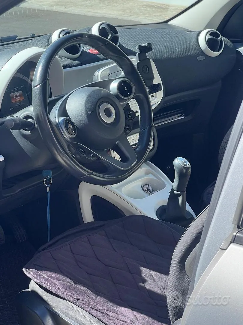 Smart Forfour 2015 photo 3