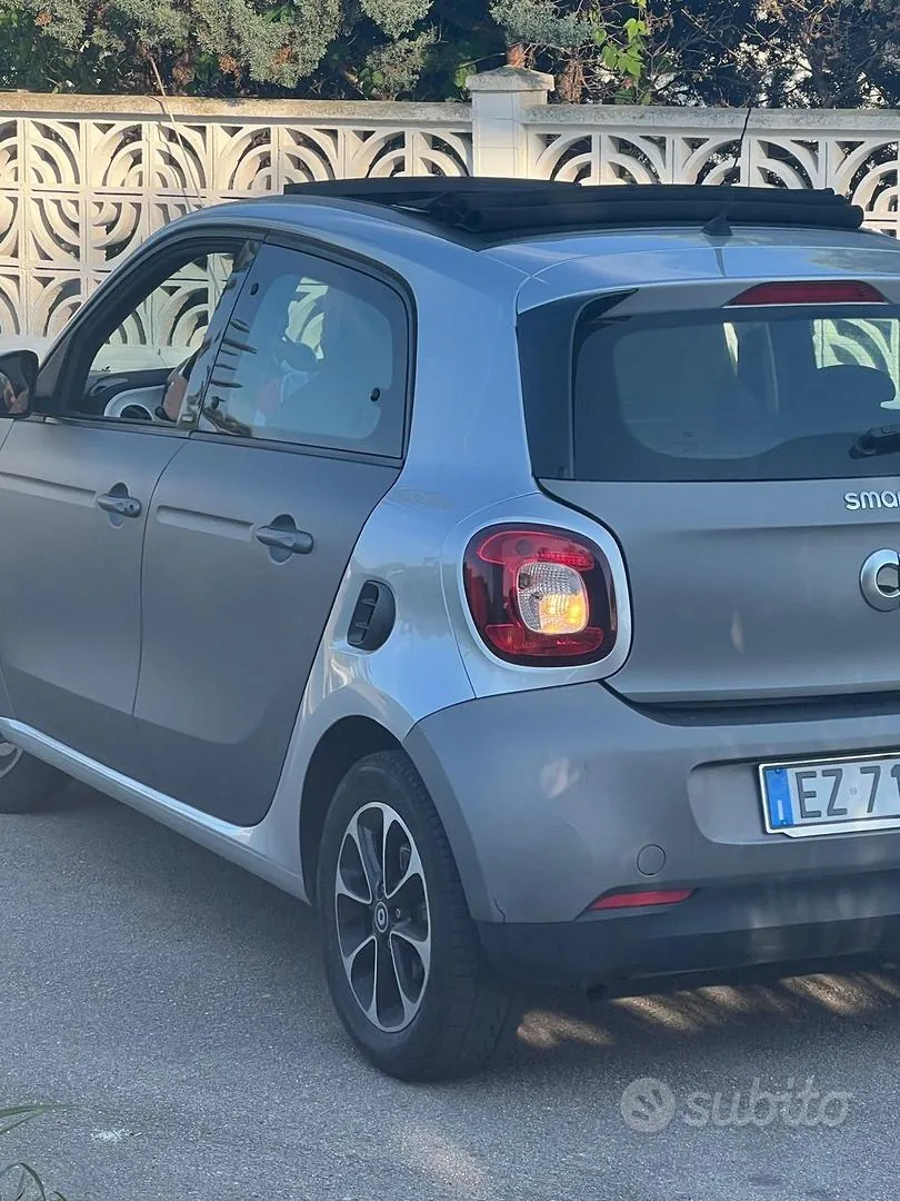 Smart Forfour 2015 photo 2