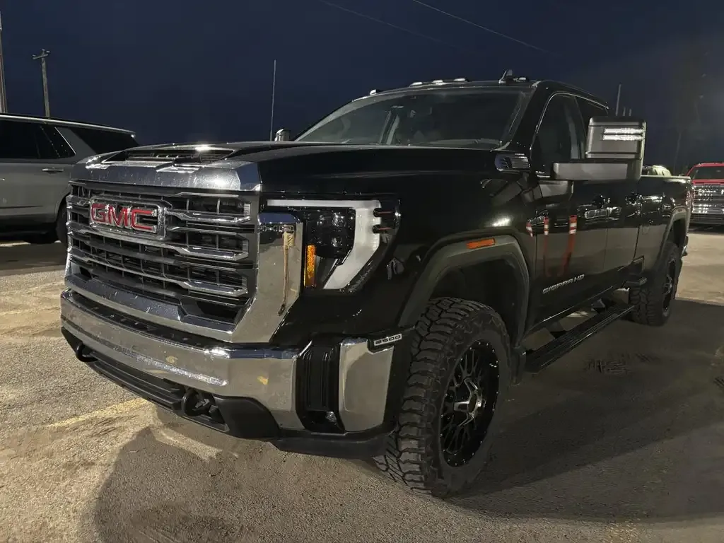 GMC Sierra 2500Hd 2024 photo 3