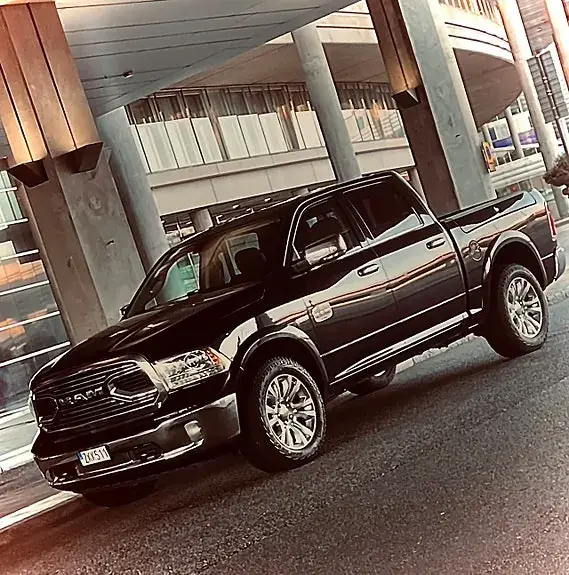 Dodge Ram 1500 2018 photo 3