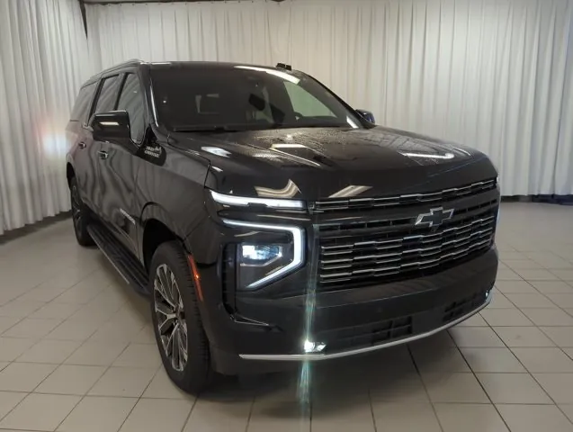 Chevrolet Suburban 2026 photo 2