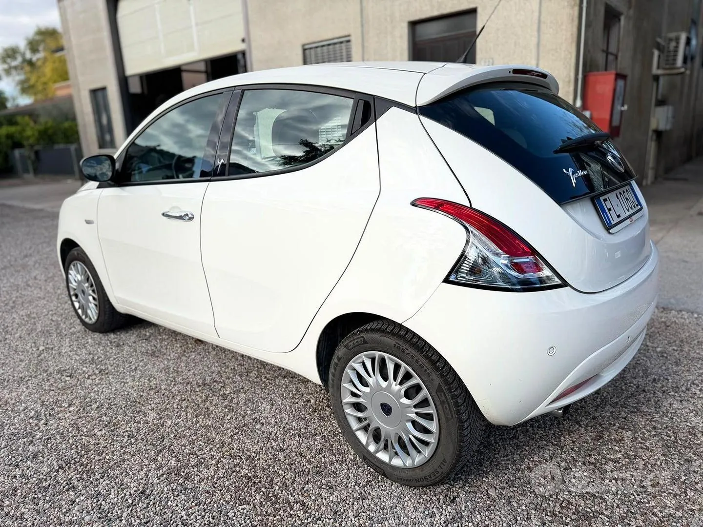 Lancia Ypsilon 2017 photo 3