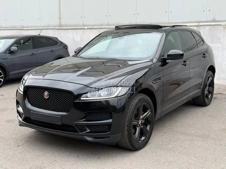 Jaguar F-Pace 2018 photo 3