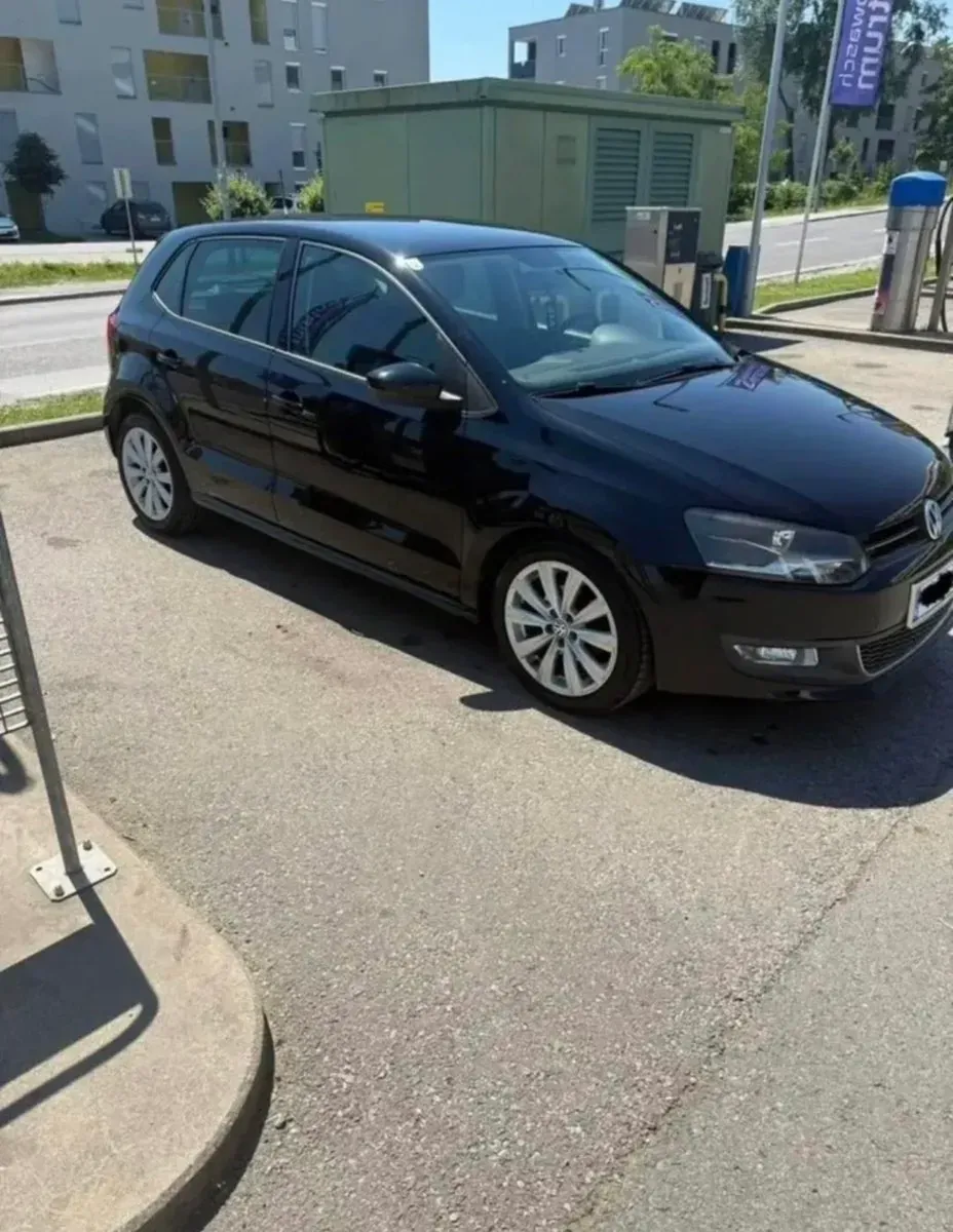 Volkswagen Polo 2010 photo 3