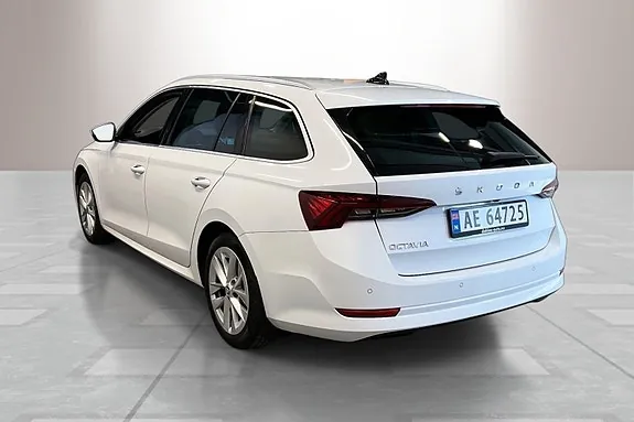 Skoda Octavia 2023 photo 4