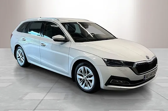 Skoda Octavia 2023 photo 2