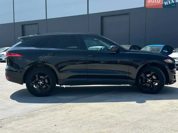 Jaguar F-Pace 2016 photo 5