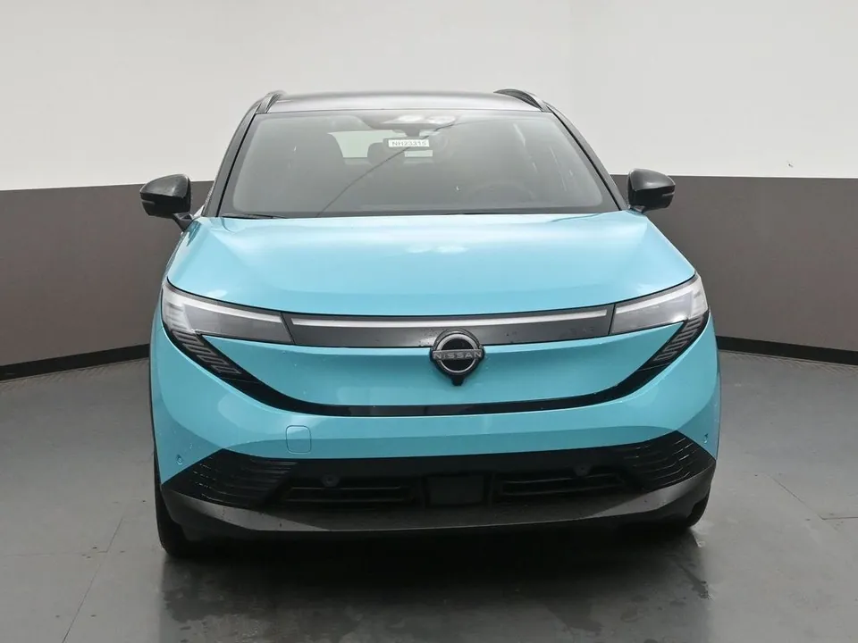 Nissan Leaf 2026 photo 2