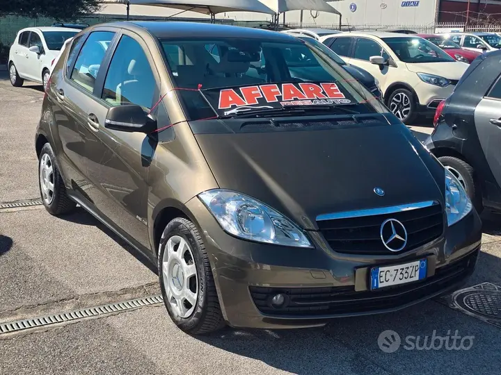 Mercedes-Benz A 180 Cdi 2012 photo 2