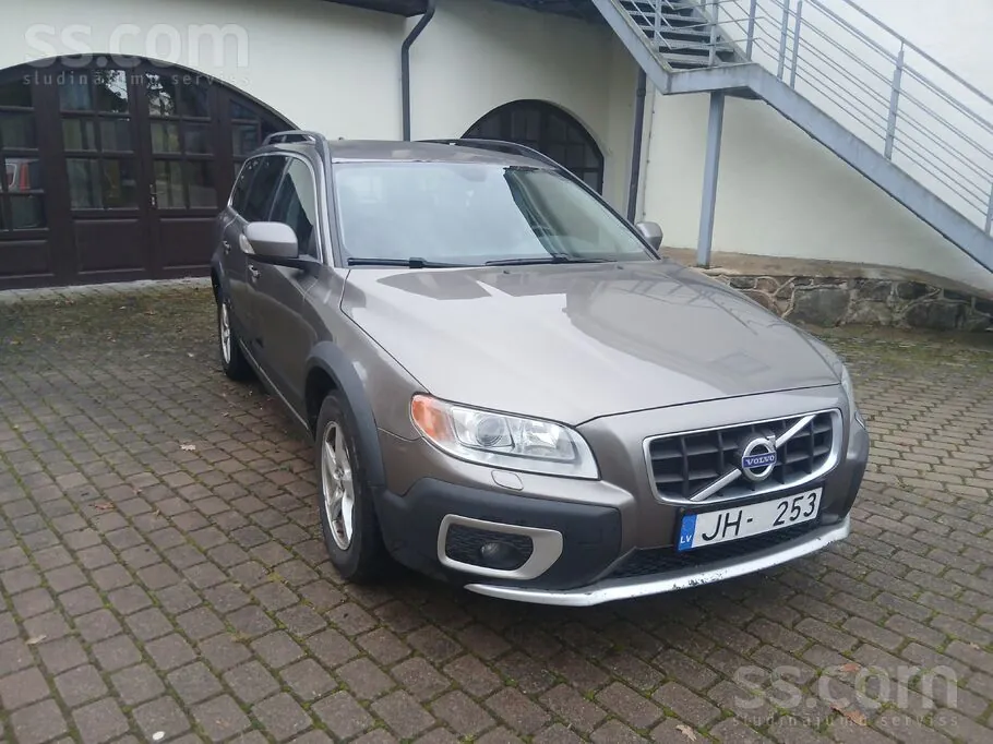 Volvo Xc70 2010 photo 4