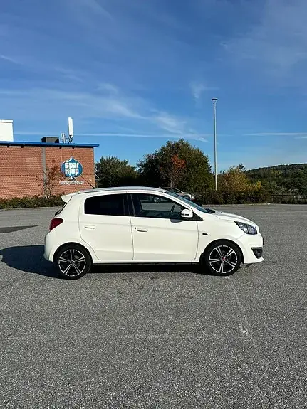Mitsubishi Space Star 2016 photo 2