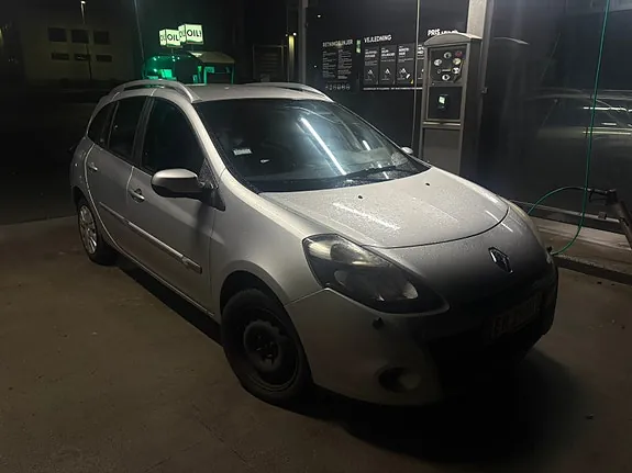 Renault Clio Iii 2012 photo 4