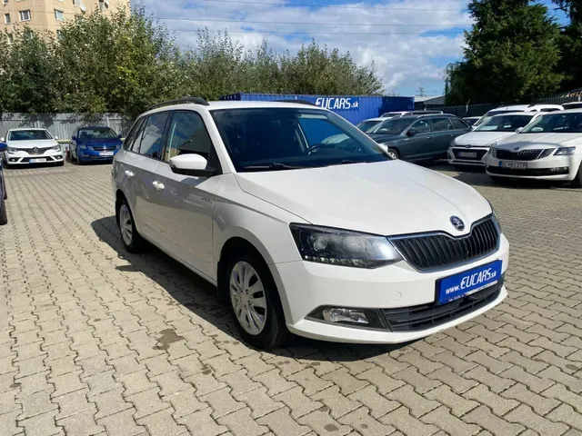 Skoda Fabia 2016 photo 4