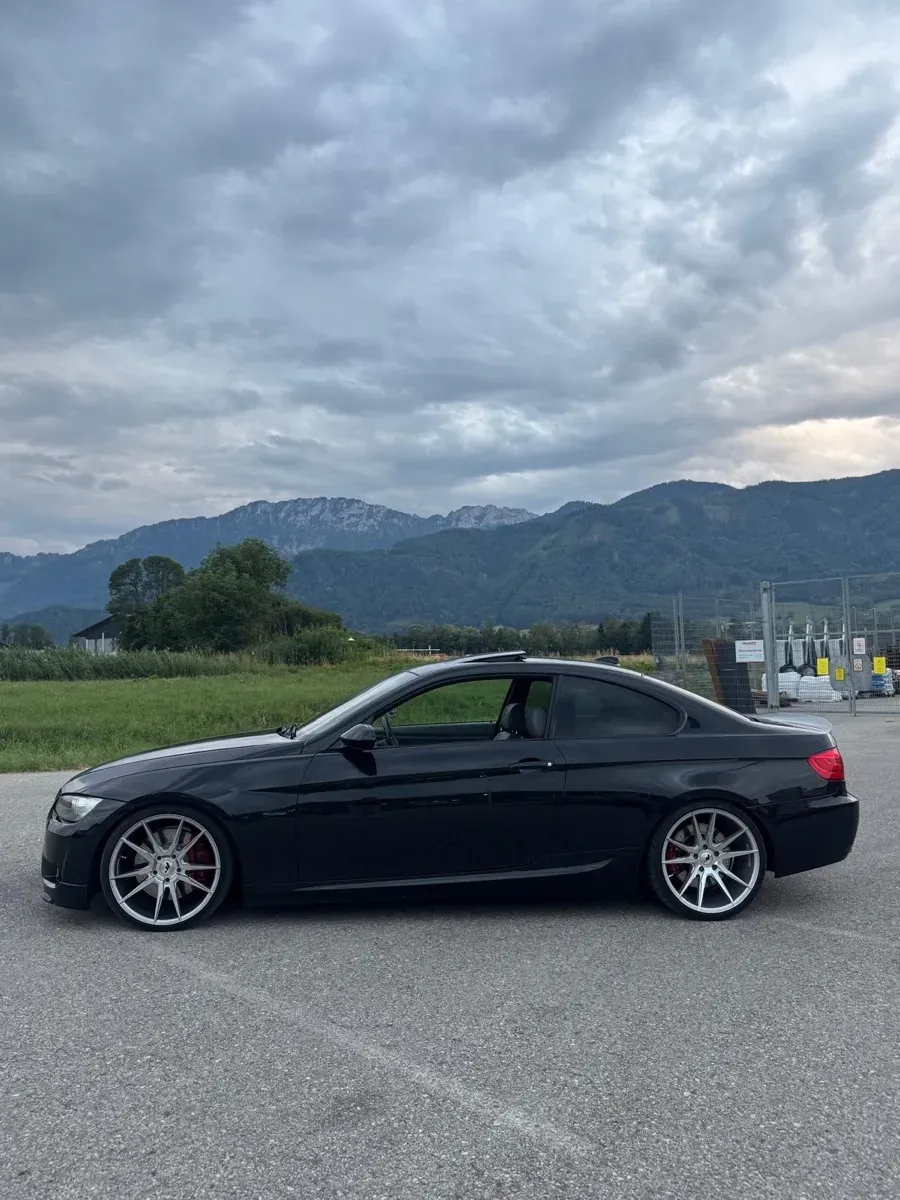 BMW 3 Series 2008 photo 3