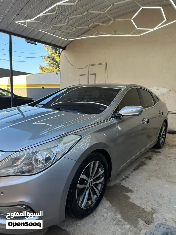 Hyundai Azera 2012 photo 2
