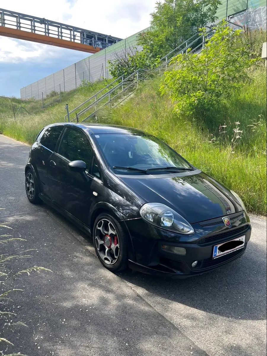 Abarth Punto Evo 2010 photo 3