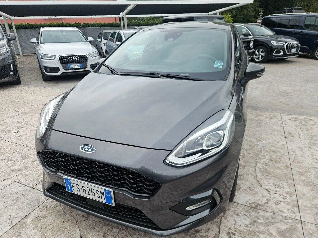 Ford Fiesta 2018 photo 2